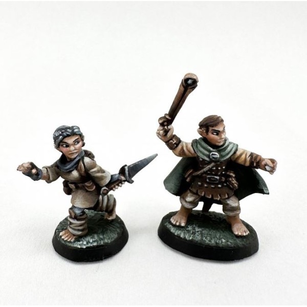 Reaper Dungeon Dwellers (Bones USA Plastic) - Halfling Ranger and Rogue 